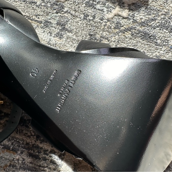 Saint Laurent Tribute 105 Leather Platform Sandal - Picture 5 of 14